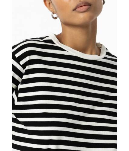 Camiseta Stripes negro