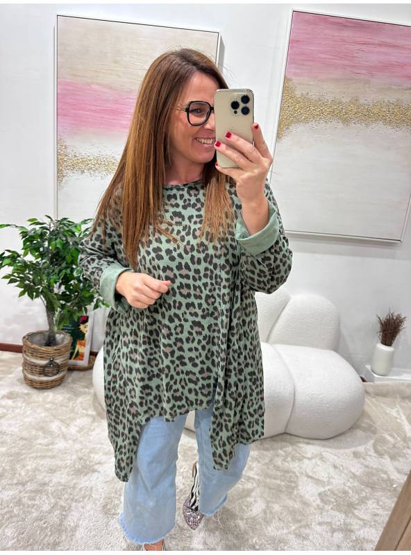 Blusa Dori verde animal print