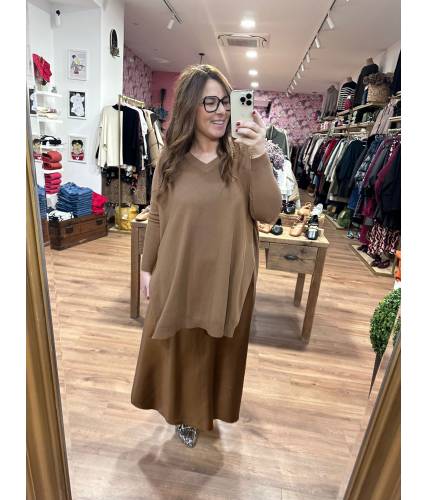 Falda Raso camel 